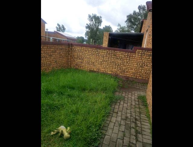 2 BEDROOM PROPERTY TO RENT IN HONEYPARK